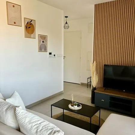 Appartement Moderne Et Spacieux Bourgoin-Jallieu Exterior photo