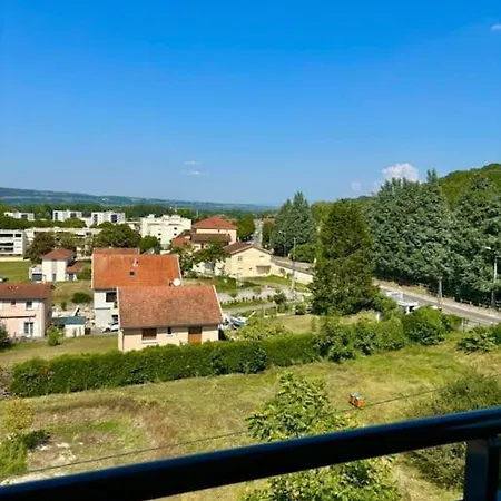 Appartement Moderne Et Spacieux Bourgoin-Jallieu Exterior photo
