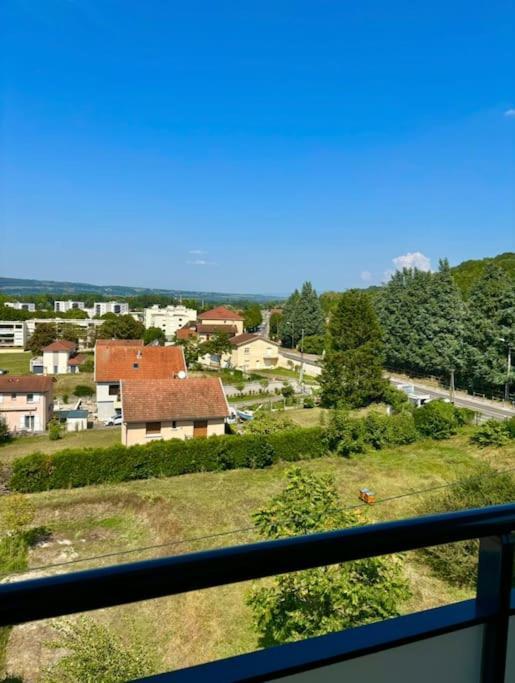 Apartment Moderne Et Spacieux Bourgoin-Jallieu